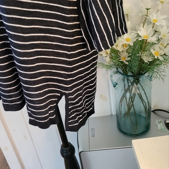 J Jill Linen Blend Navy & White Stripe Sweater Tunic - Picture 4 of 10